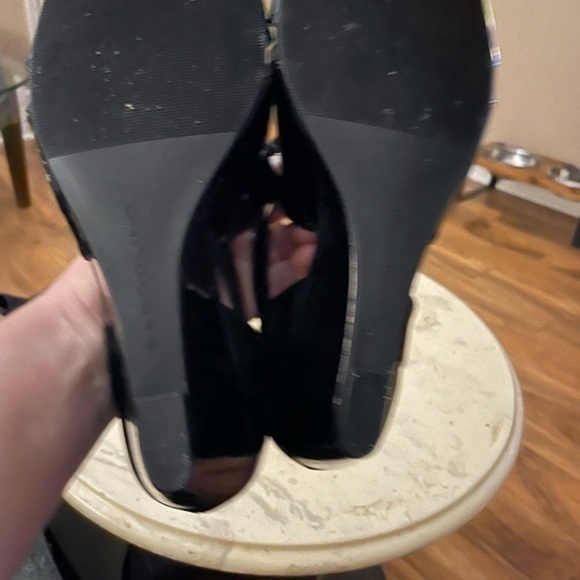 Brand New w/o Box - Bandolinos Black Patent - Size 10 - Comfort Insoles - - Picture 5 of 6